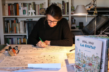 Entrem a l’estudi de Cristina Losantos, autora del llibre ‘Veig, veig! La ciutat’